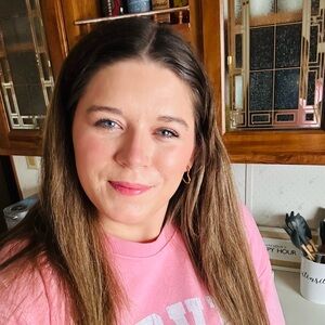 Meet your Posher, Haley